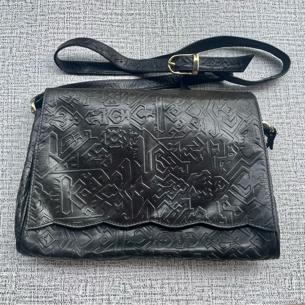 Vintage Black Embossed Genuine Leather India Purse Shoulder Bag